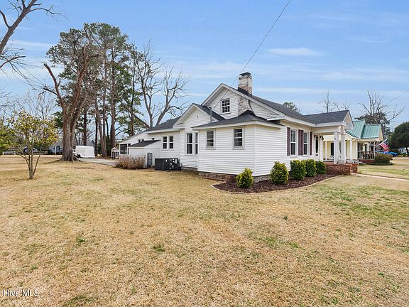 2nd image of 271 Farmlife Avenue
