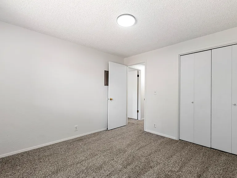 2052 S Leadville Ave — Photo 15
