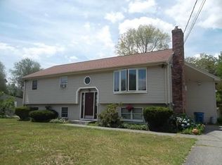 16 Weaver St, Wareham, MA 02571