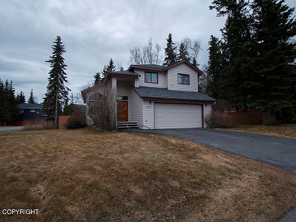 2nd image of 19301 Verdant Cir