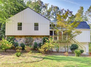 2583 Kingsley Dr NE, Marietta, GA 30062