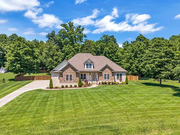 3rd image of 111 Bryton Ct