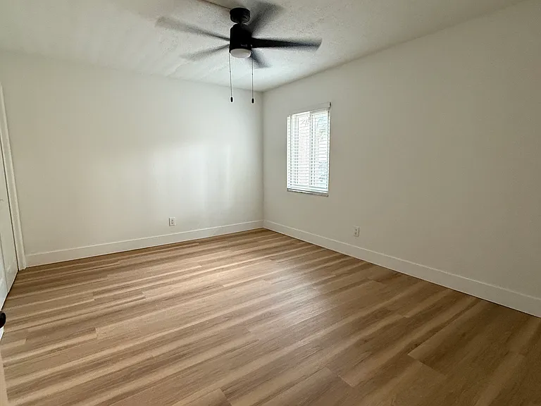7505 Presley Pl #B — Photo 10