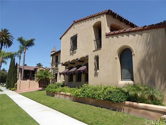 3rd image of 2501 E Ocean Blvd