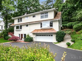 36 Valley Rd, Westport, CT 06880