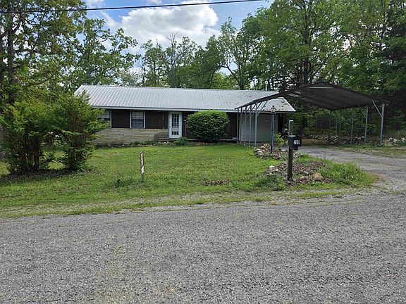 2nd image of 209 Sequoia Ln