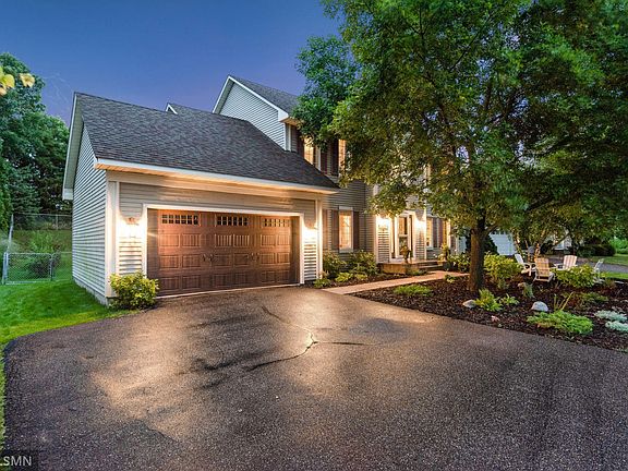 3rd image of 3420 Holly Ln N