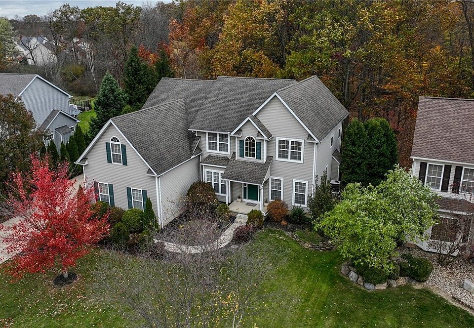 1st image of 5838 Emerald Lakes Dr