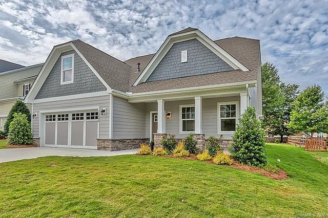1st image of 4520 Grove Manor Dr #32