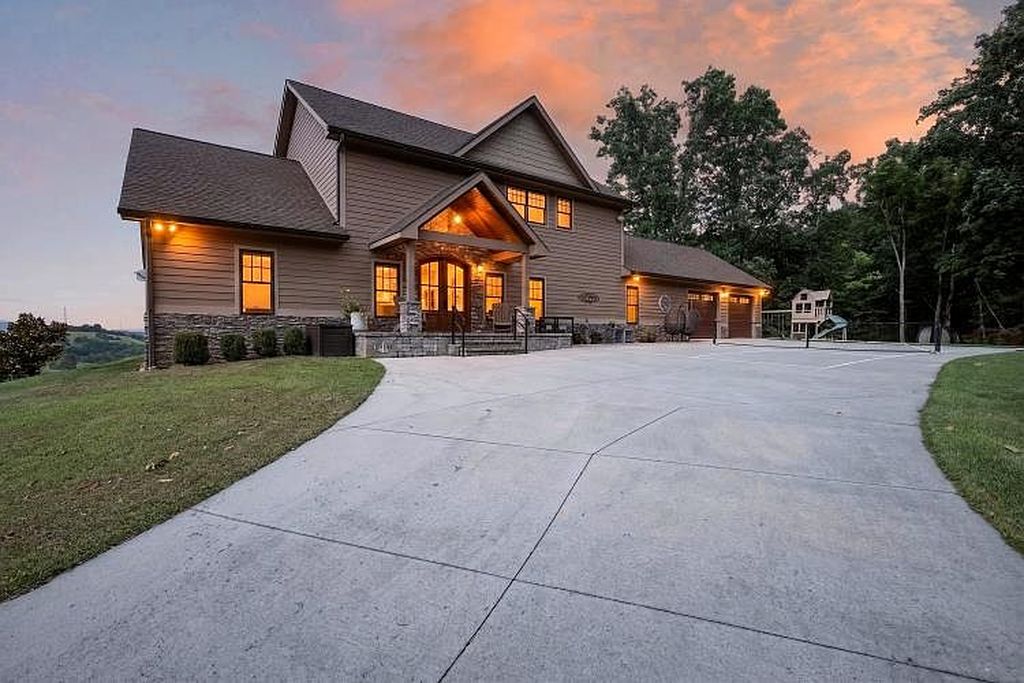 23544 Winterham Dr - Property Image