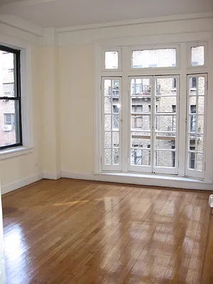 Rented by City Connections Realty | media 8