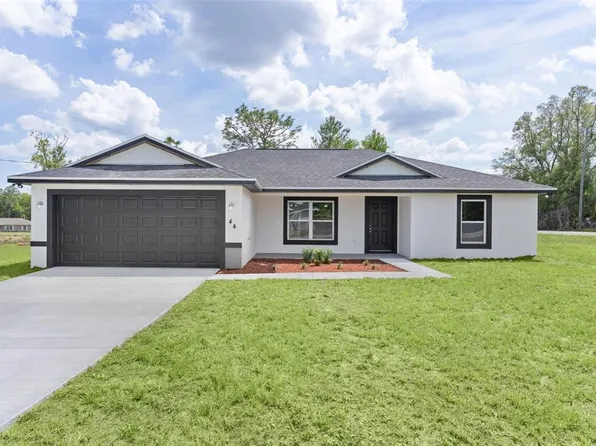 44 Malauka Dr, Ocklawaha, FL 32179