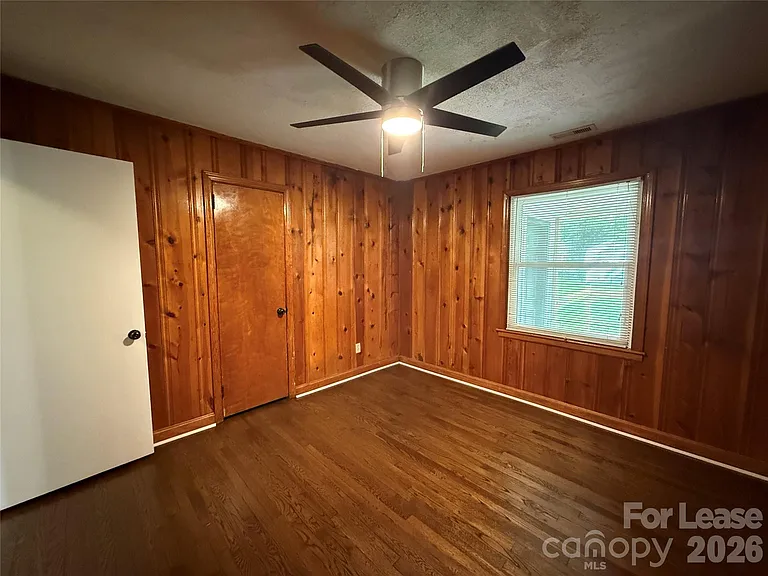 917 Spruce St — Photo 24