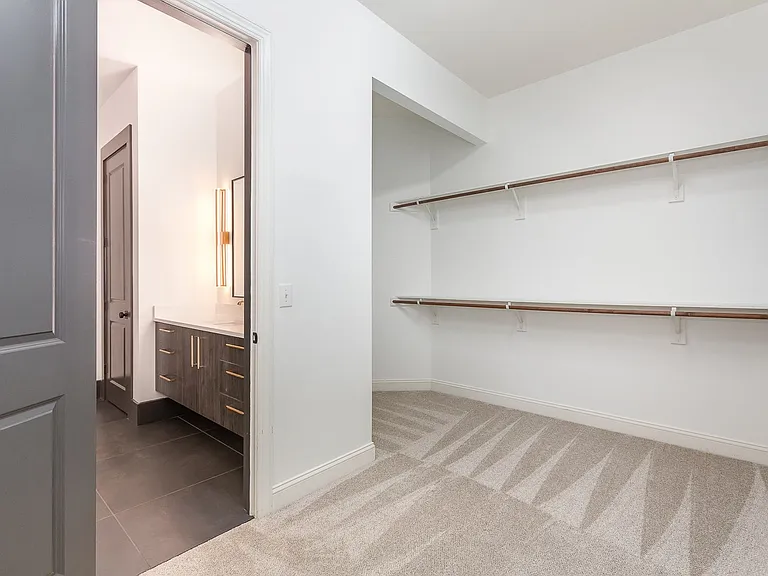 2405 Trenton Park Ln — Photo 30