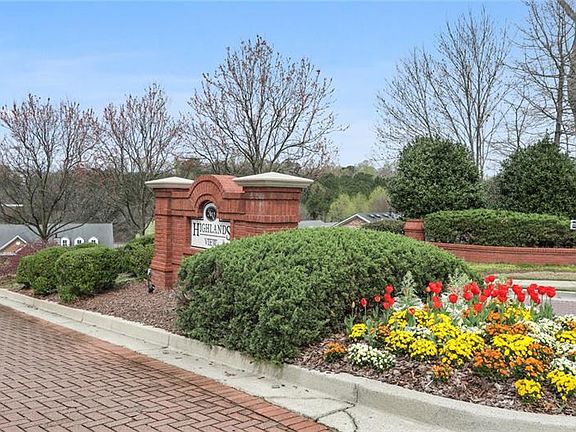 2nd image of 450 Tioram Ln SE #22