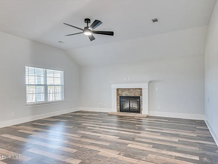 5412 Copse Dr — Photo 15