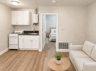 928 W 83rd St #4, Los Angeles, CA 90044