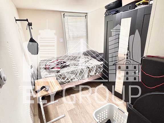 4th image of 74 Thorndike St APT 1
