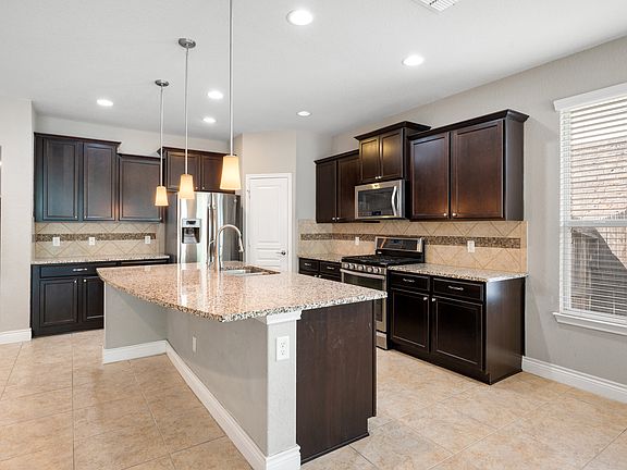 5th image of 27406 Valle Verde