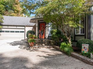 290 Tahoe Ln, Dillard, GA 30537