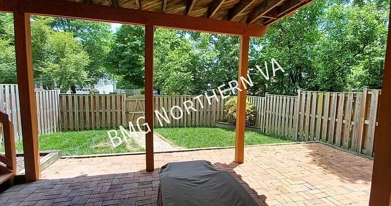 6015 Keble Dr — Photo 10