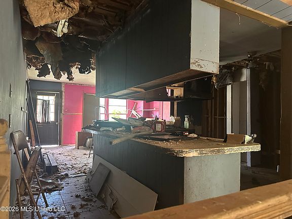2nd image of 802 Vidalia Dr