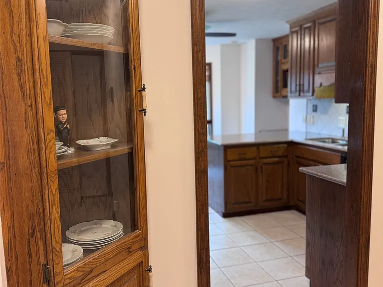 5740 Jane Rd — Photo 23