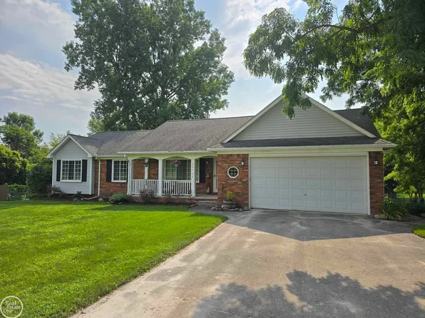 68400 Powell Rd, Washington, MI 48095