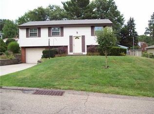 2706 Oakmoor Dr, Allison Park, PA
