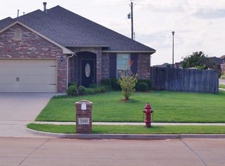 2401 SW Edinburough Dr, Lawton, OK 73505