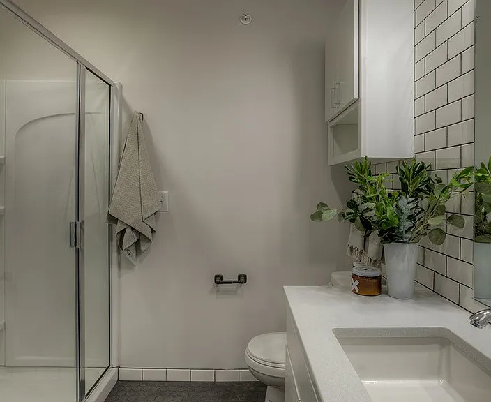 Colonial Hotel Apartments — Photo 13