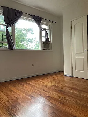 Rented by Aurous Realty LLC | media 3