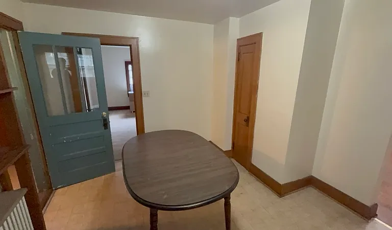 215 Harding Ave — Photo 6