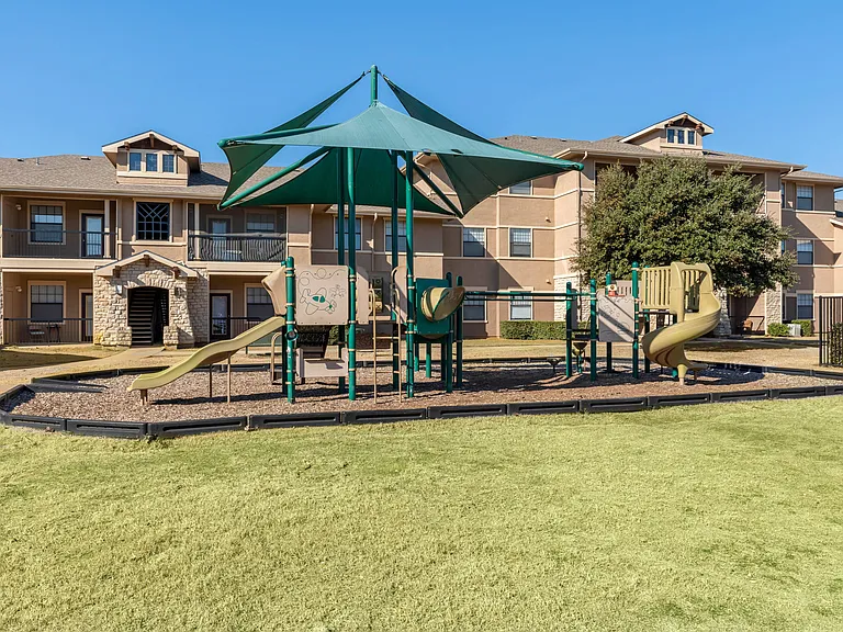 Pecan Creek on McKinney Apartments — Photo 21