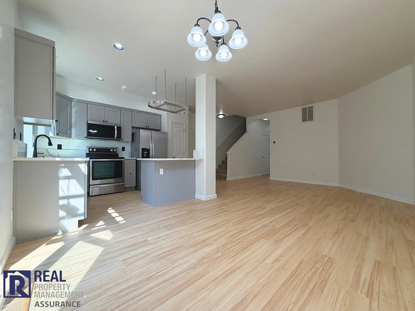Updated 3-Bed Beaverton Home with Open Layout and Bonus Room — Photo 2