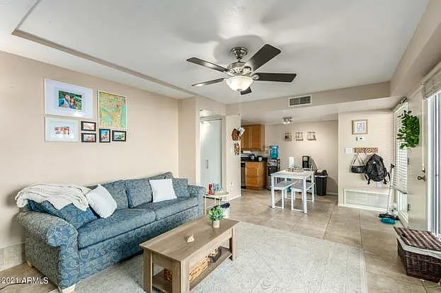 1143 E Sandpiper Dr #105 — Photo 5