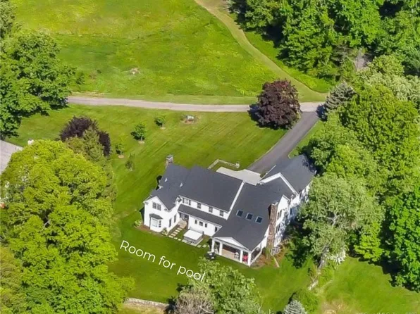 805 Cedar Road, Fairfield, CT 06890