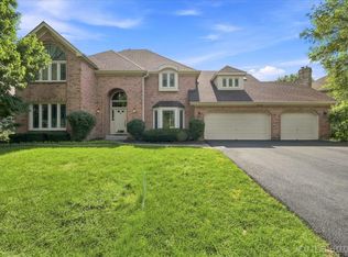 2318 River Woods Dr, Naperville, IL 60565