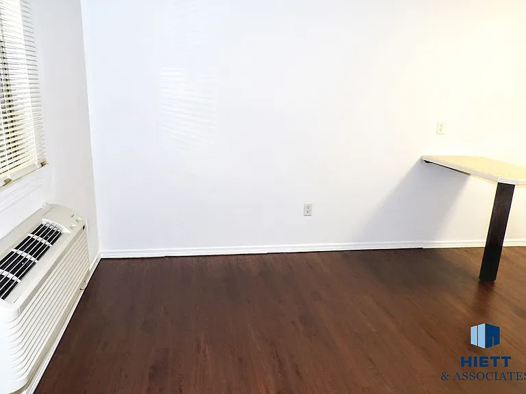 1108 Myrtle Ave — Photo 25