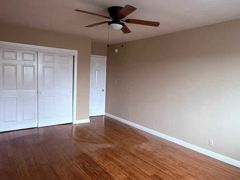 641 Ocean Park Blvd #5 — Photo 7