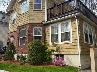 7 Oakland Ave #A, Somerville, MA 02145
