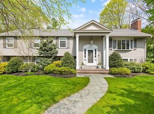 9 Brent Rd, Lexington, MA 02420