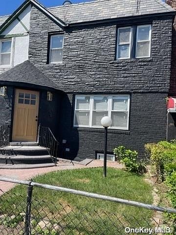1st image of 114-40 200th Street