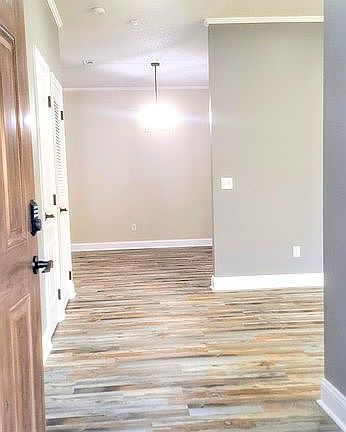 2nd image of 1615 Verde Trl