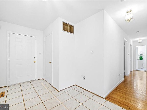 5th image of 8709 Hawkins Creamery Rd