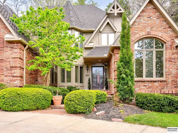 11364 William Plz, Omaha, NE 68144