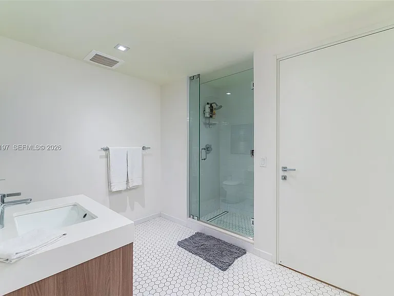 401 N Birch Rd #502 — Photo 17