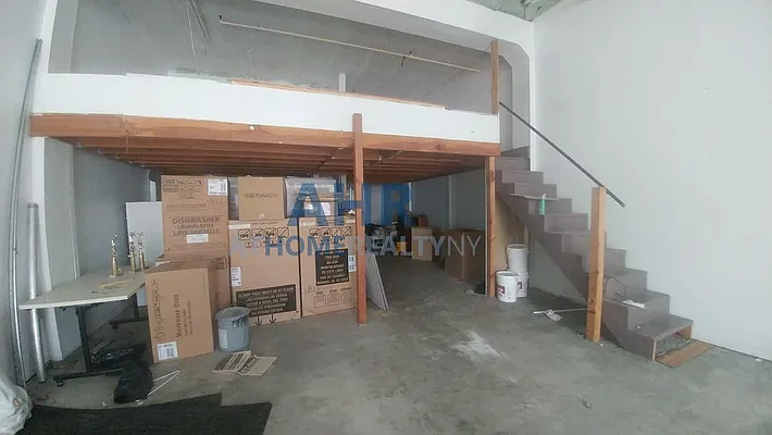 Rented by At Home Realty NY LLC | media 2