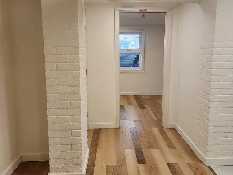 32 High Park Blvd #B2 — Photo 2