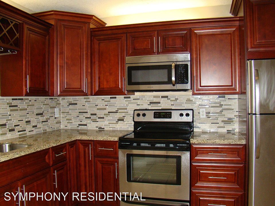 1st image of 11613 NW 25th St #2842702